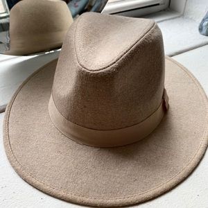 Women’s khaki fedora Hat